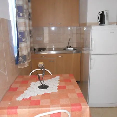 In Okrug Gornji With Seaview, Terrace, Air Condition, Wifi