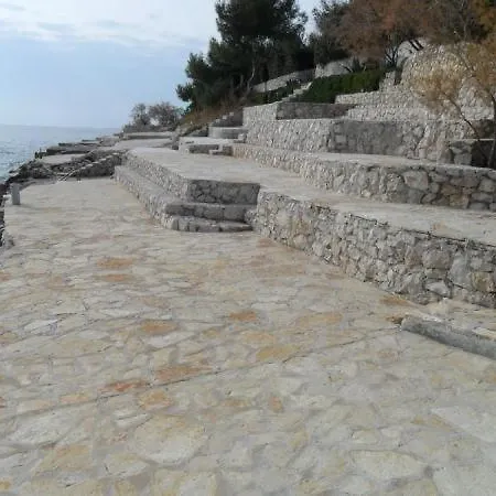 In Okrug Gornji With Seaview, Terrace, Air Condition, Wifi Trogir